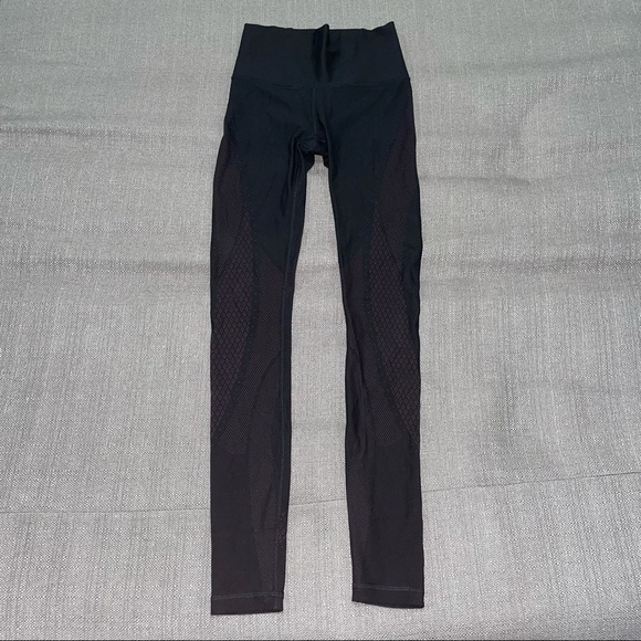 Lululemon Mapped Out High-Rise Tight 28" - Picture 7 of 9